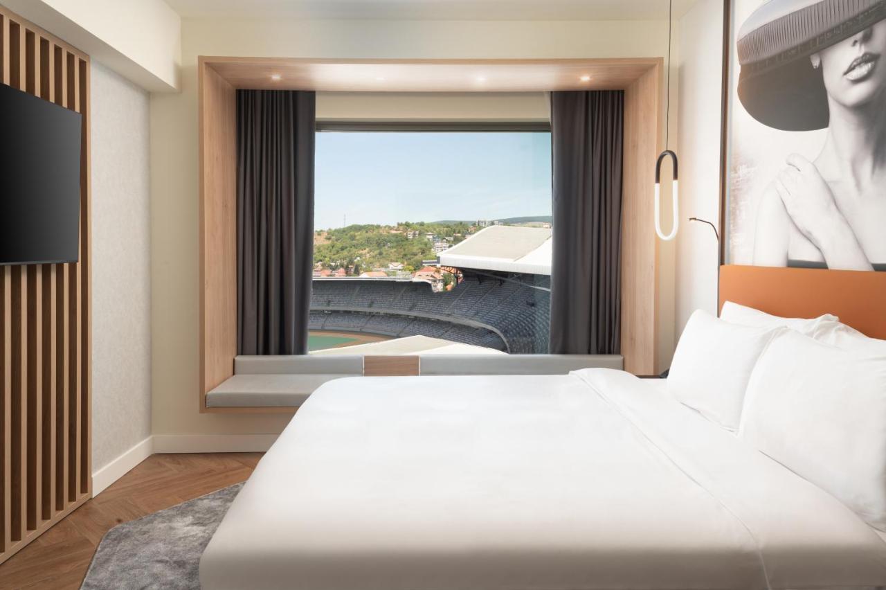 Radisson Blu Hotel, Cluj Екстериор снимка A bedroom at the hotel