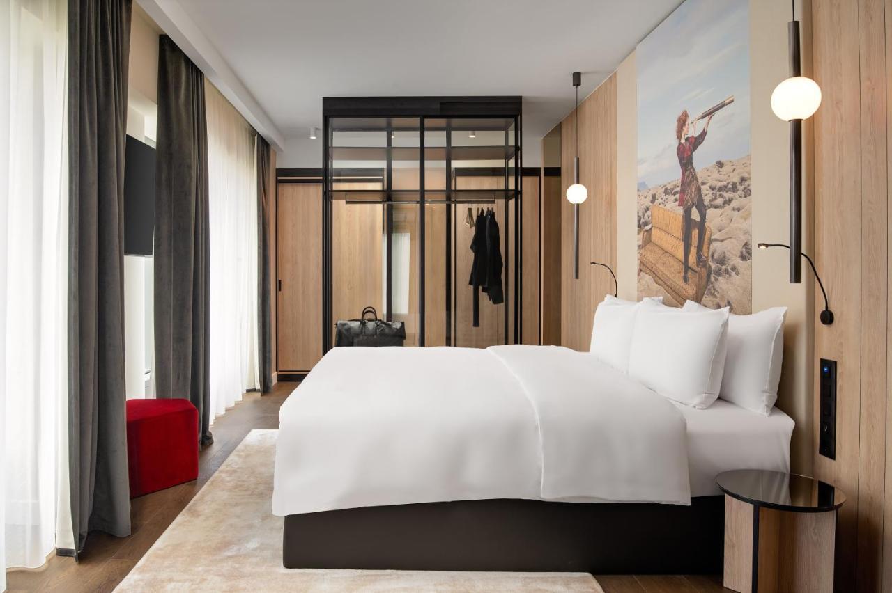 Radisson Blu Hotel, Cluj Екстериор снимка A bedroom at the hotel