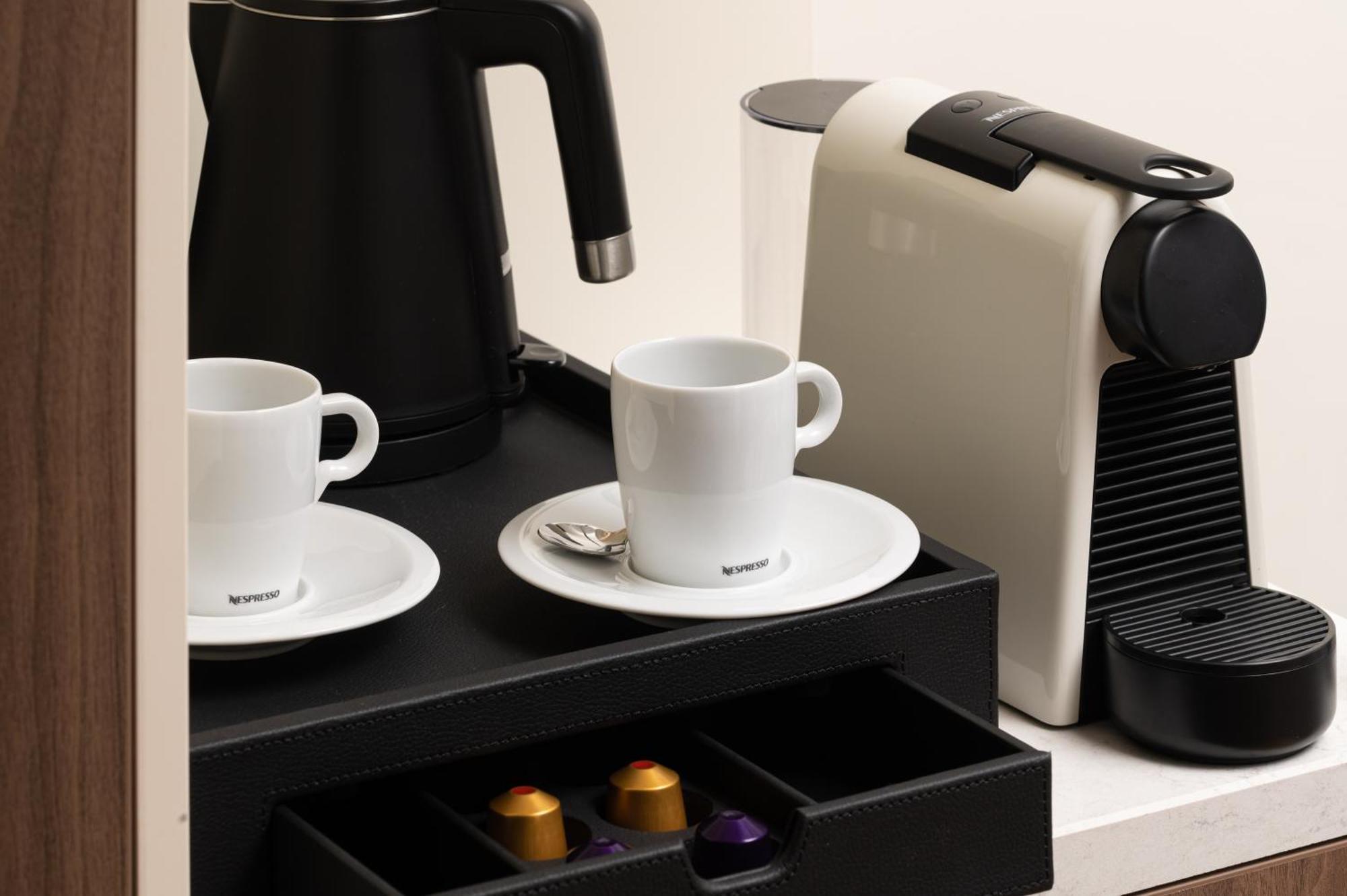 Radisson Blu Hotel, Cluj Екстериор снимка A Nespresso coffee machine